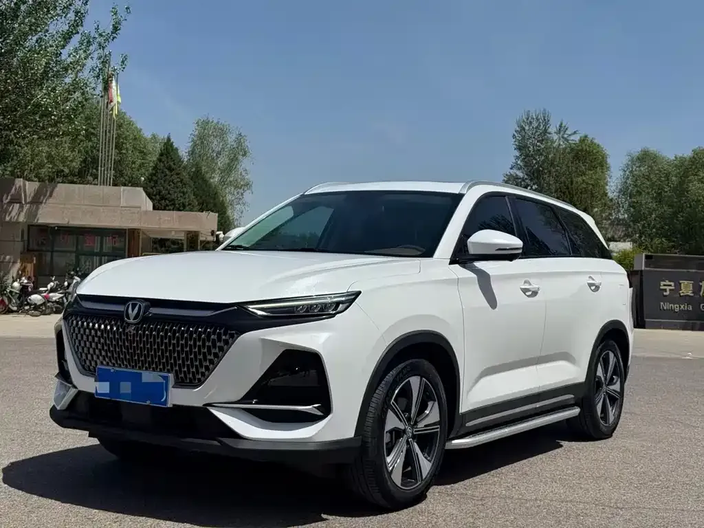 Changan X7 PLUS — фото 1
