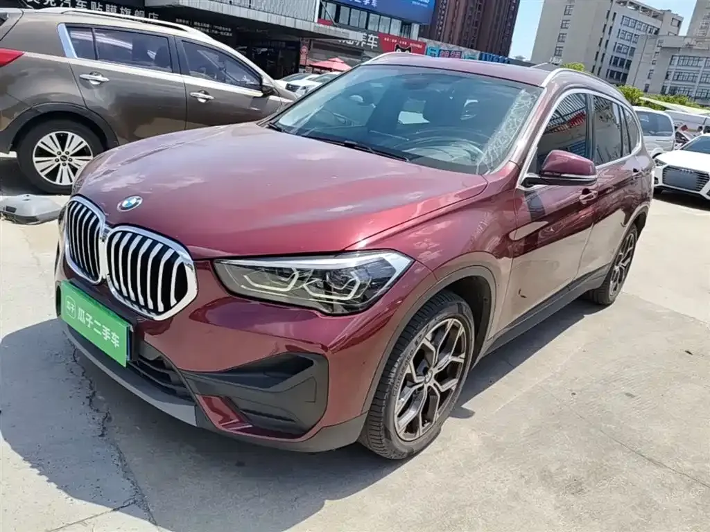 BMW X1 — фото 9