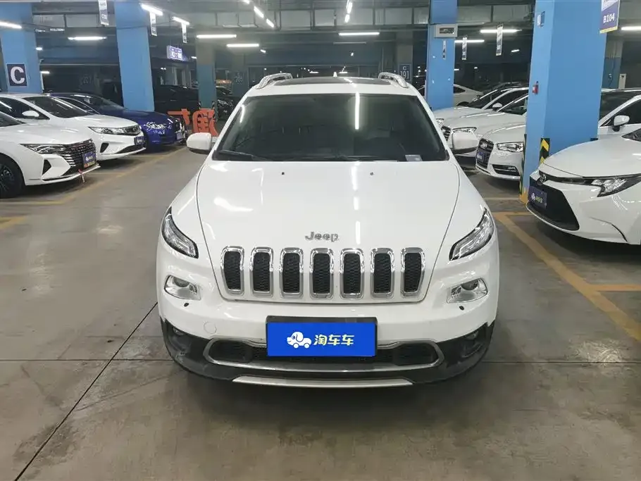 Jeep Cherokee — фото 3