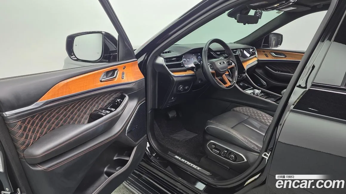 Jeep Cherokee — фото 9