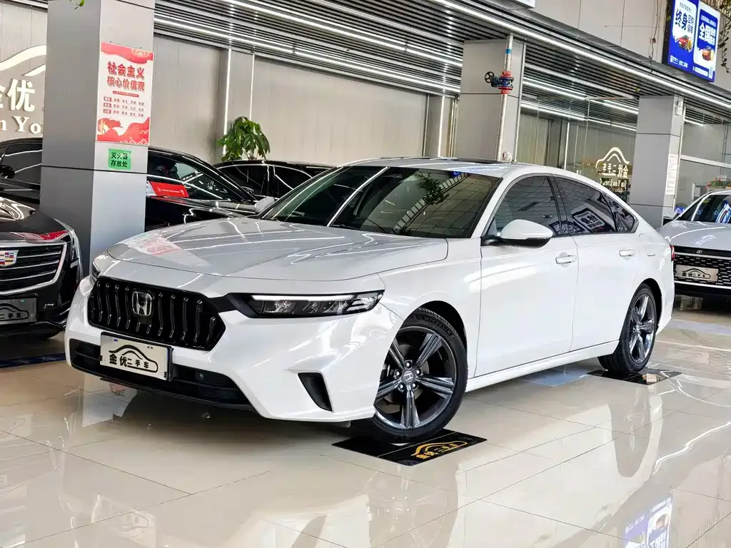 Honda Inspire — фото 1