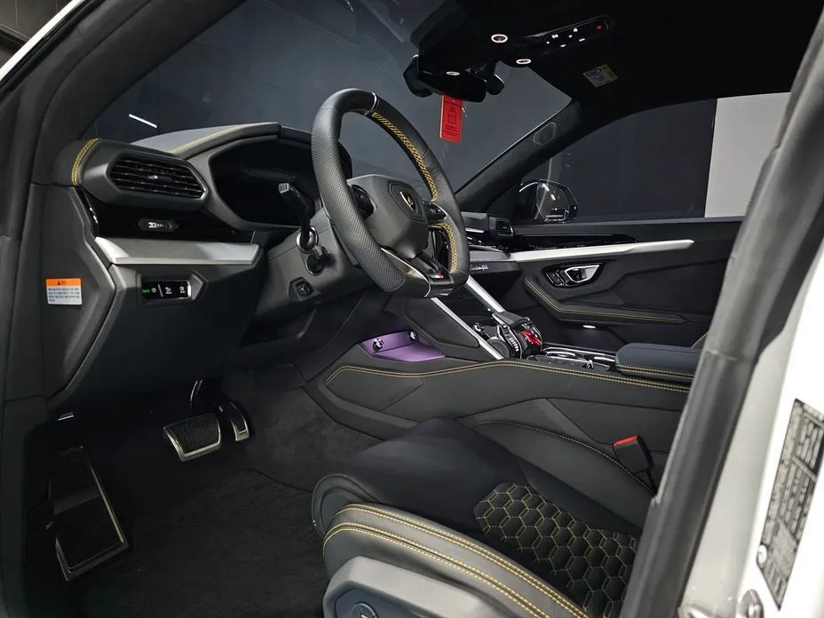 Lamborghini Urus — фото 8