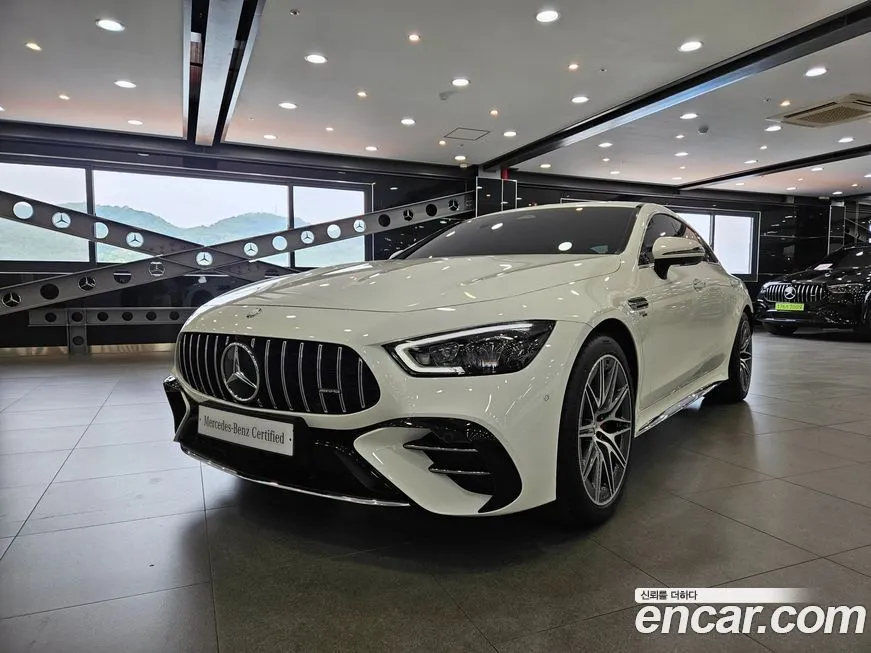 Mercedes-Benz AMG GT — фото 1