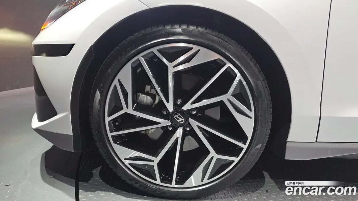 Hyundai Ioniq6 — фото 10