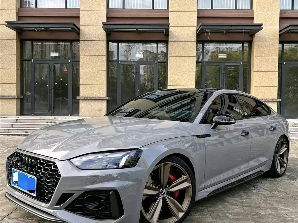 Audi RS 5 — фото 1