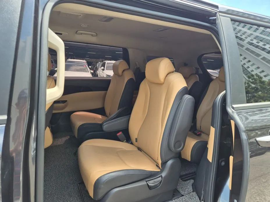 Kia Carnival — фото 2