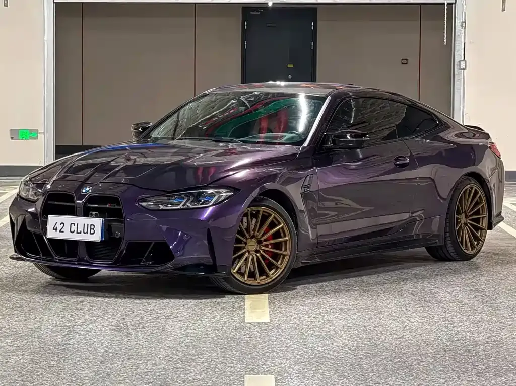 BMW M4 — фото 1