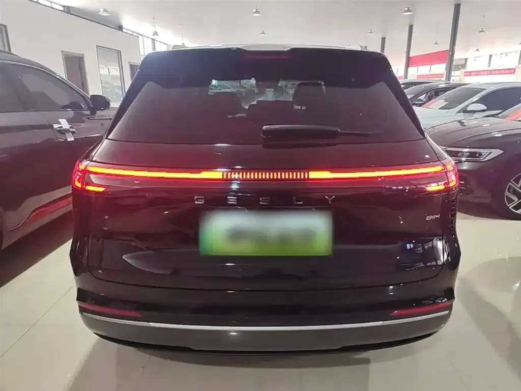 Geely Galaxy Xingjian 7 — фото 10