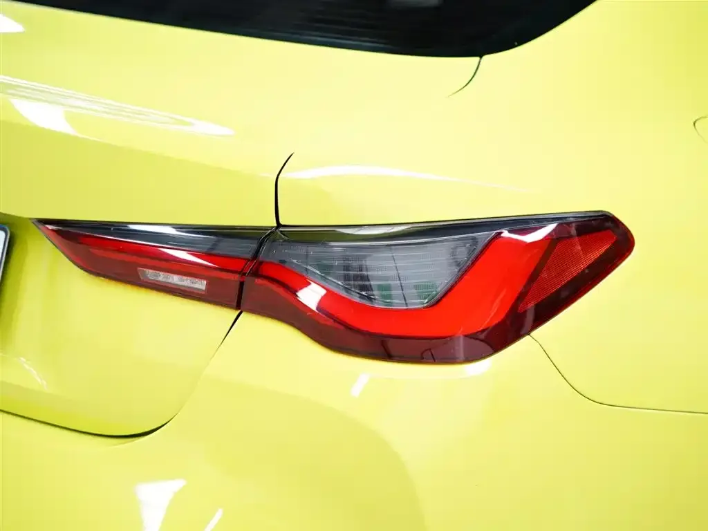 BMW M4 — фото 7