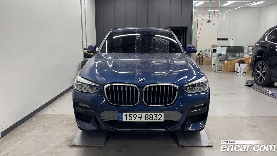 BMW X4 — фото 5