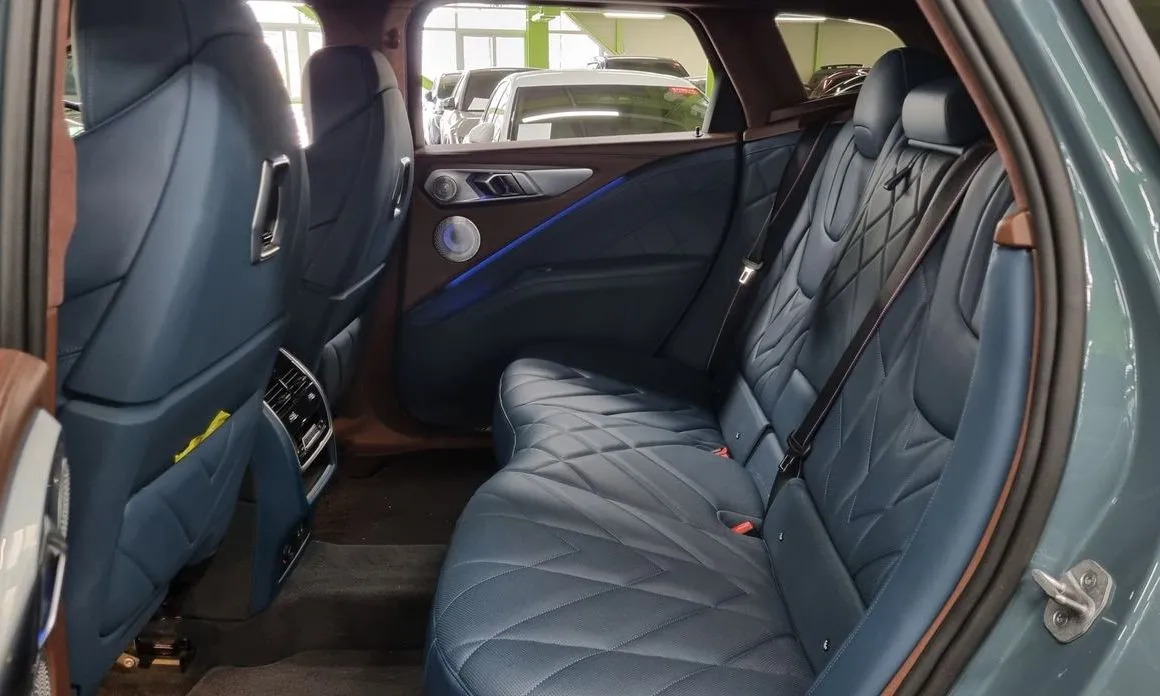 BMW XM — фото 3