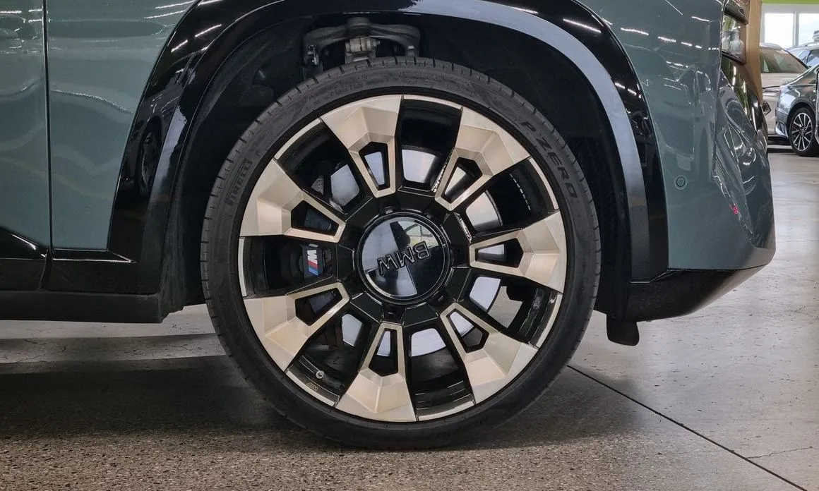 BMW XM — фото 5