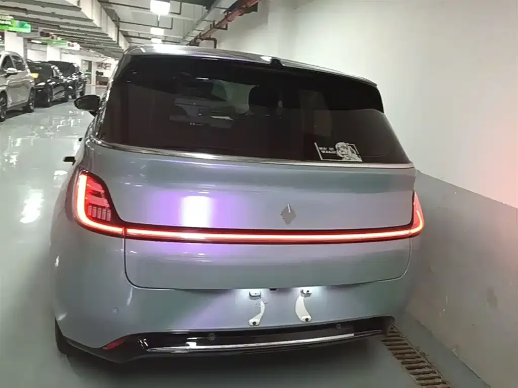 Baojun Yunduo — фото 6