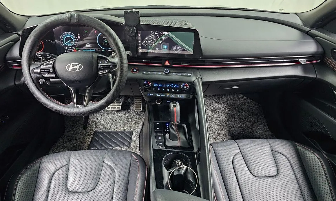 Hyundai AVANTE — фото 6