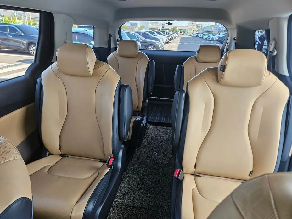 Kia Carnival — фото 5