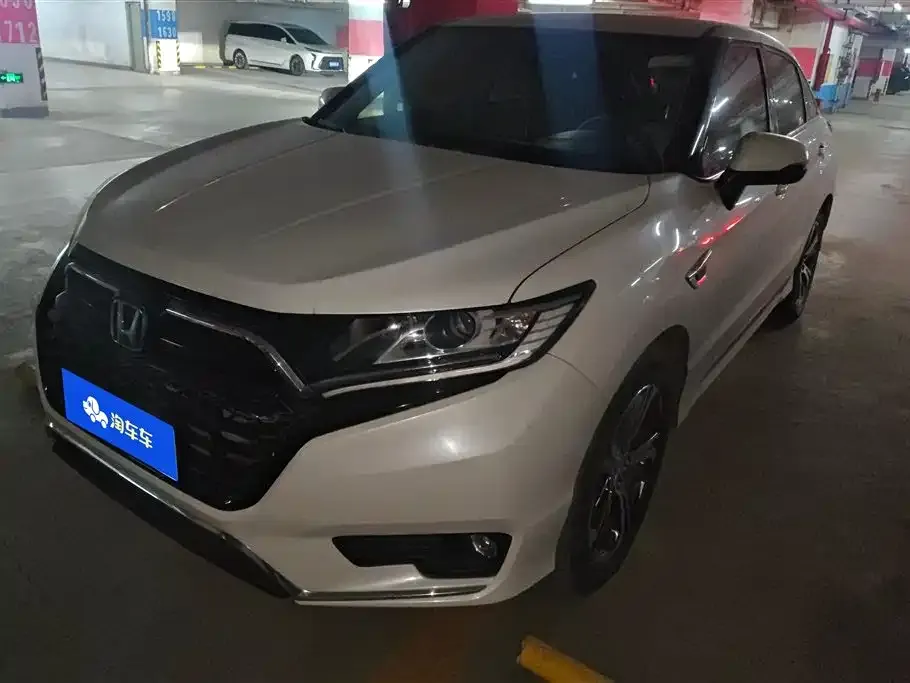 Honda UR-V — фото 1