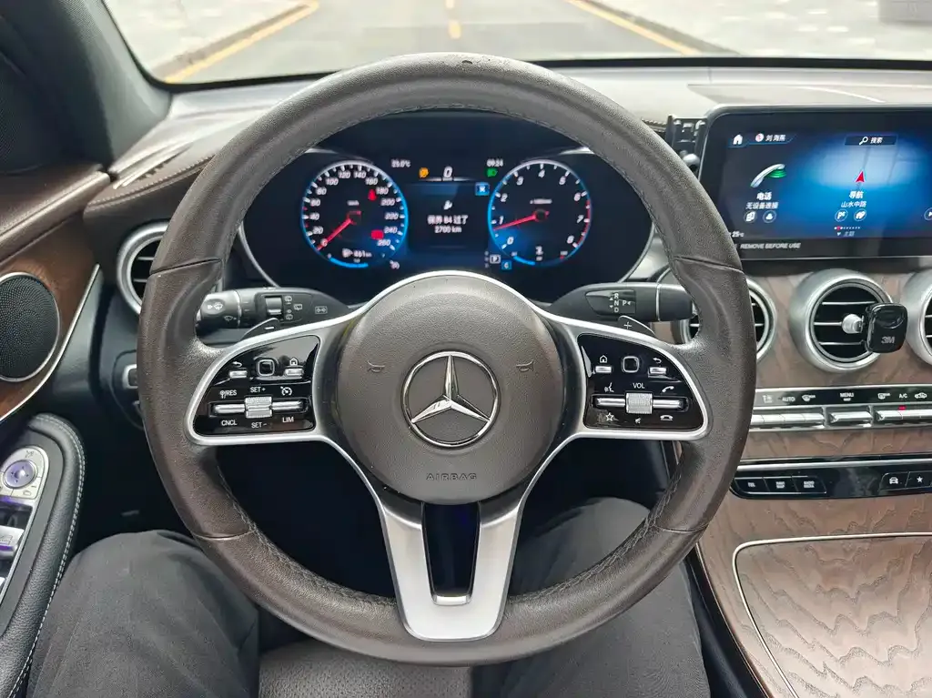 Mercedes-Benz GLC — фото 9