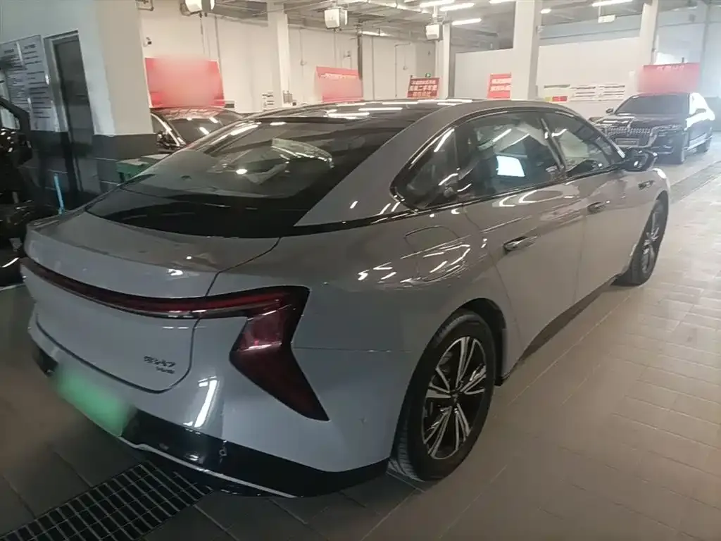 Hongqi EH7 — фото 2