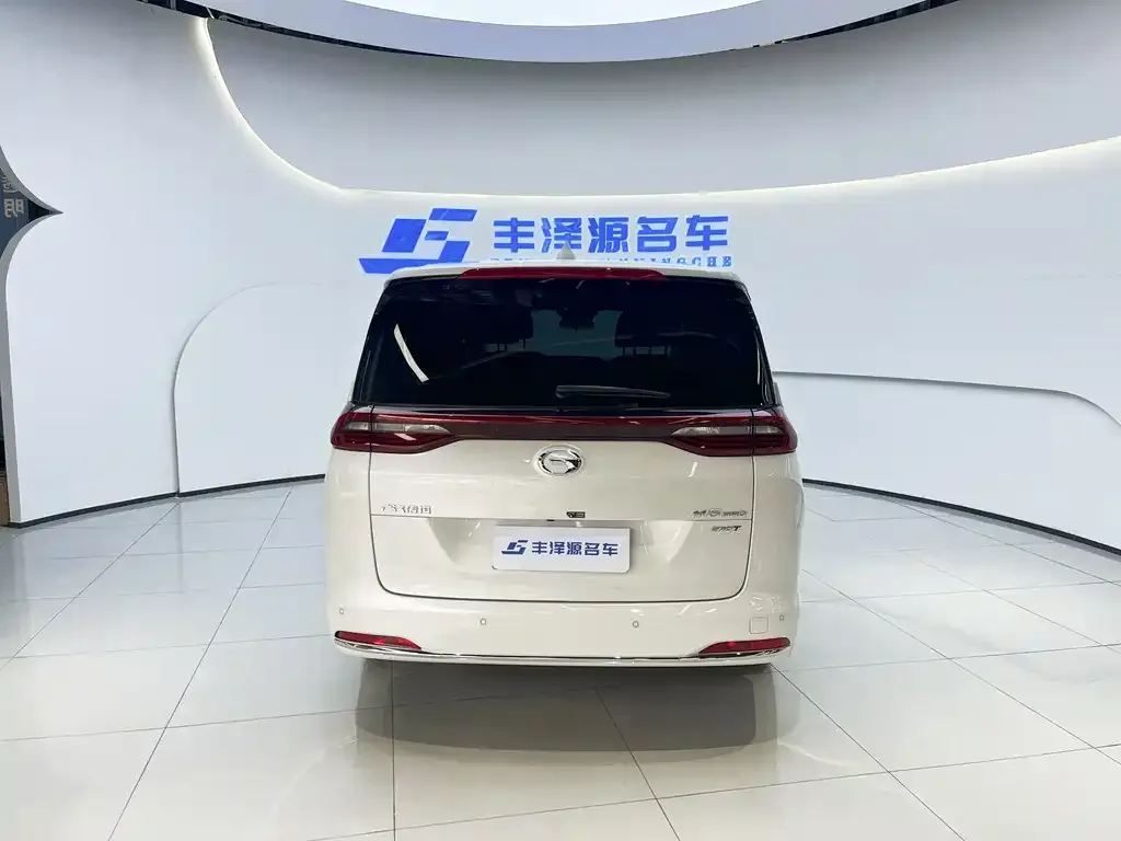 GAC Motor Trumpchi M6 — фото 4