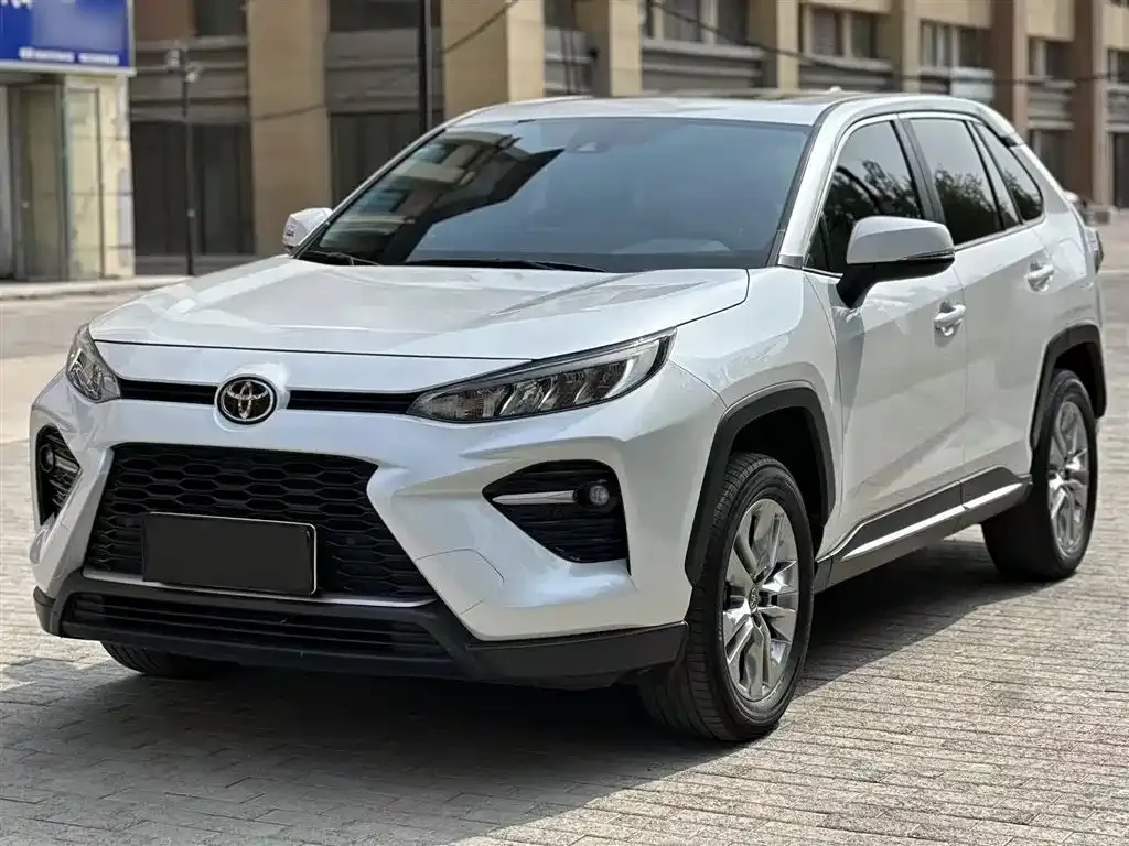 Toyota Wildlander — фото 1