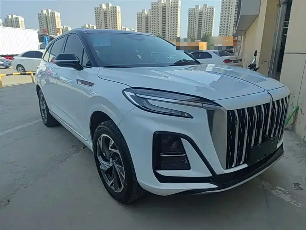 Hongqi HS3 PHEV — фото 10