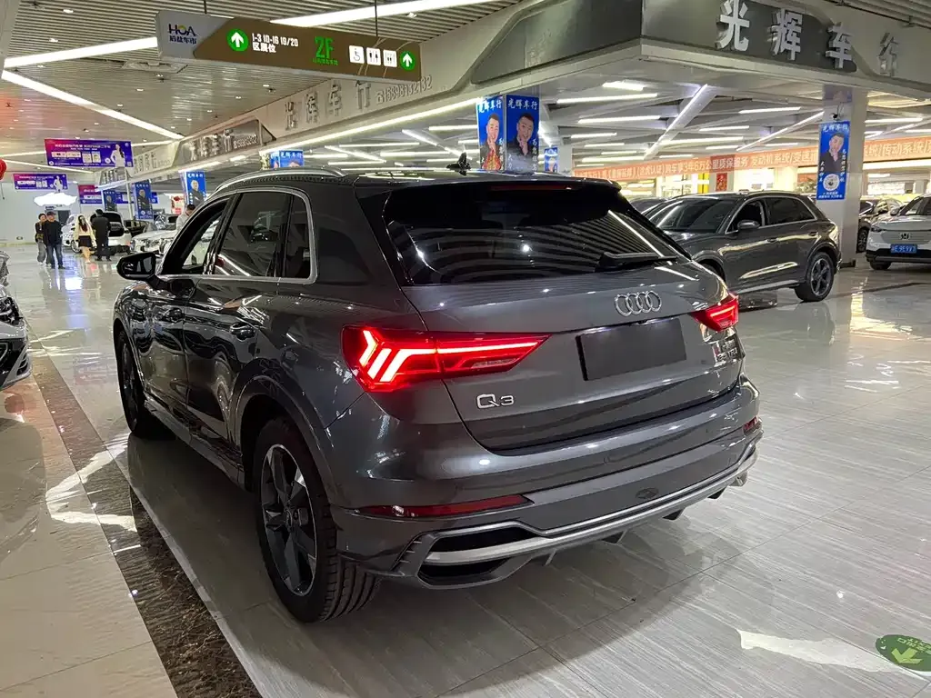 Audi Q3 — фото 5