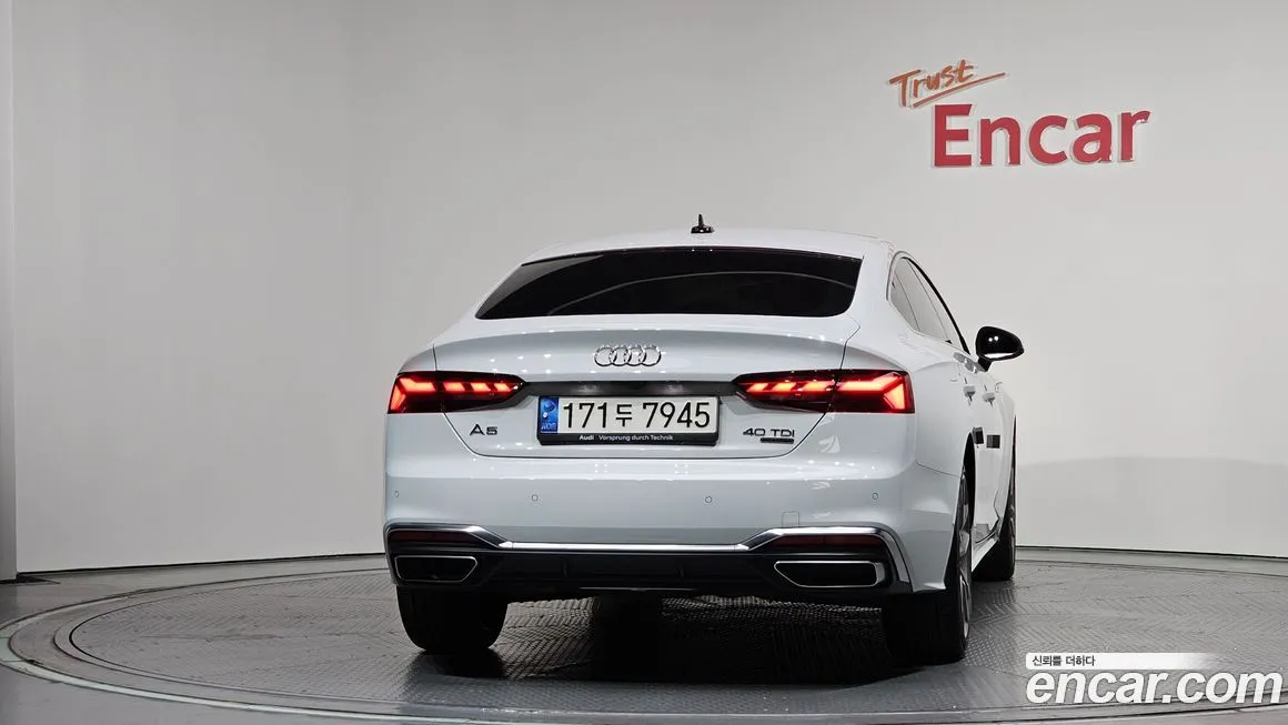 Audi A5 — фото 2