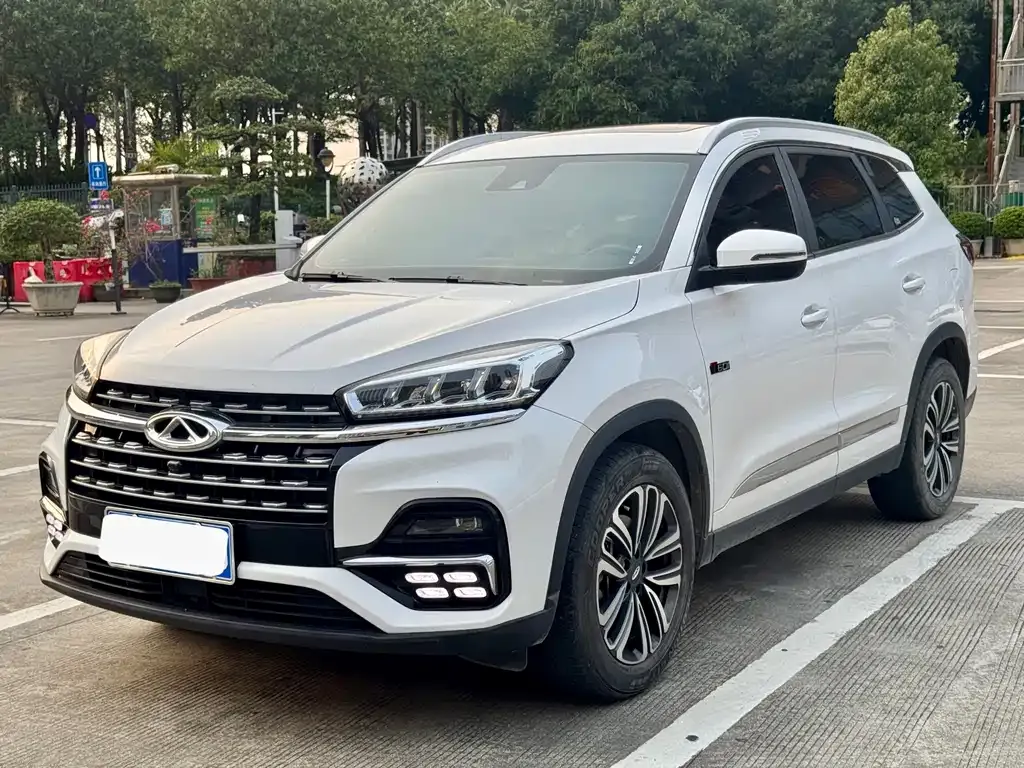 Chery Tiggo 8 — фото 1