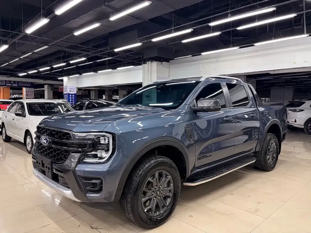 Ford Ranger — фото 1
