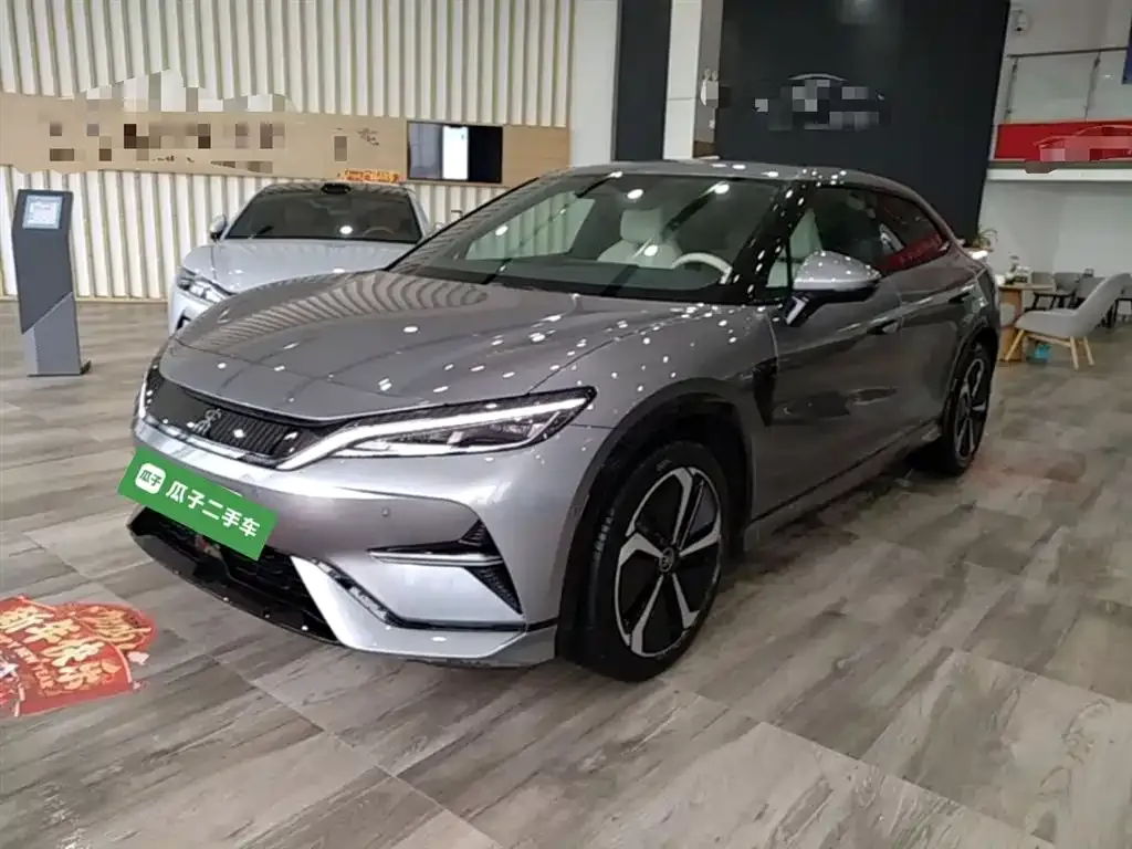 BYD L EV — фото 10