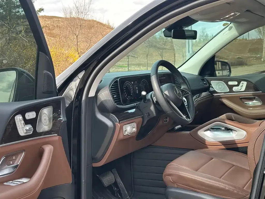 Mercedes-Benz GLE — фото 5