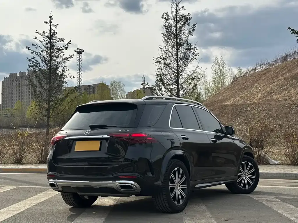 Mercedes-Benz GLE — фото 8