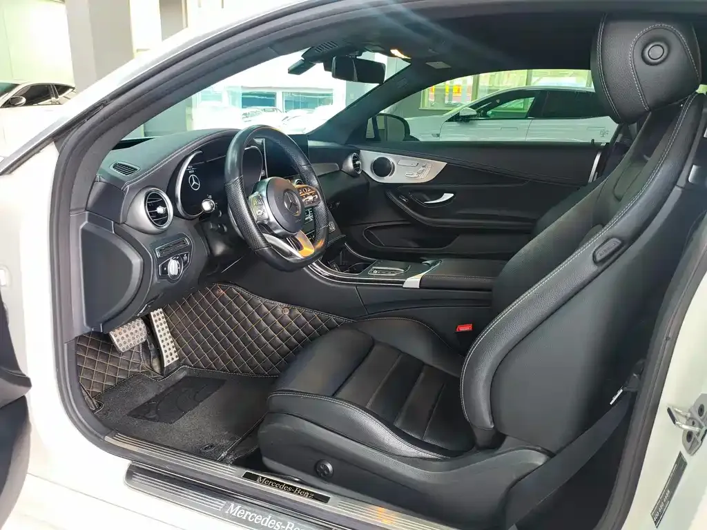 Mercedes-Benz C-Class (Import) — фото 7