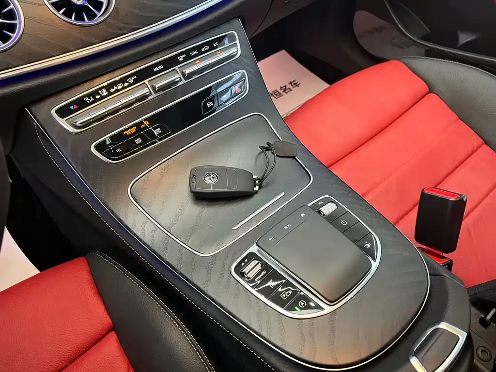 Mercedes-Benz E-Class (Import) — фото 6