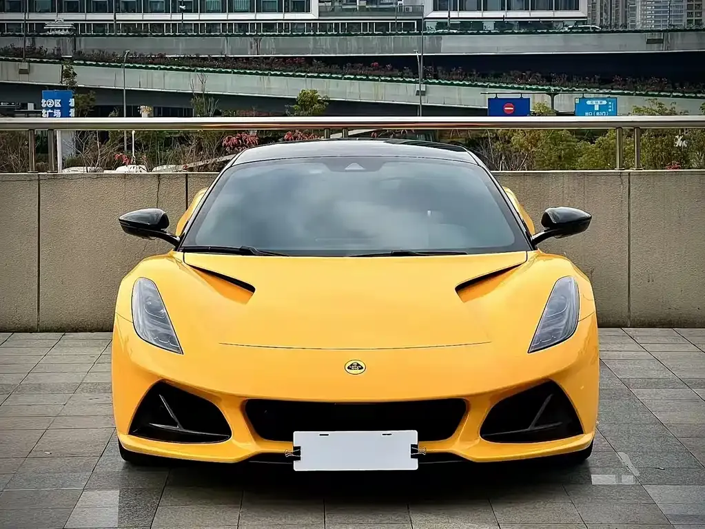 Lotus Emira — фото 4