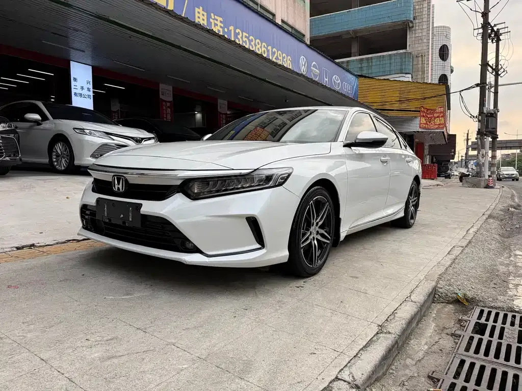 Honda Inspire — фото 1