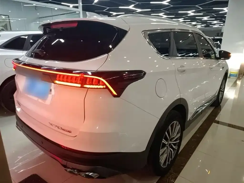 Jetour X70 PLUS — фото 10