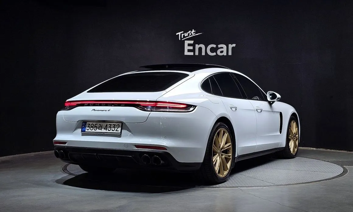 Porsche Panamera — фото 10