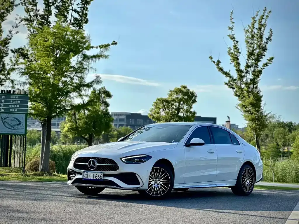 Mercedes-Benz C-Class — фото 10