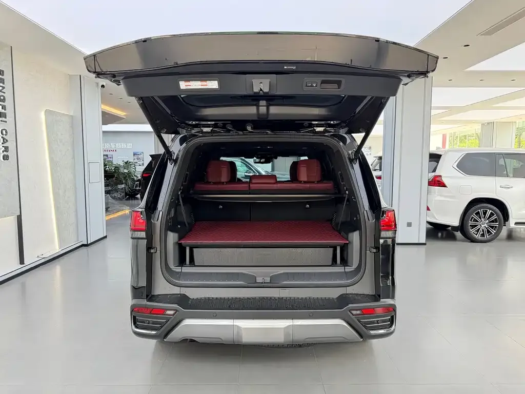Lexus LX — фото 3