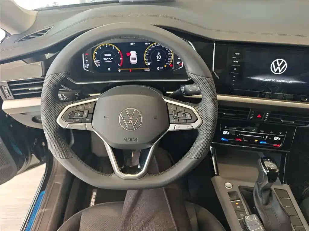 Volkswagen Passat — фото 6