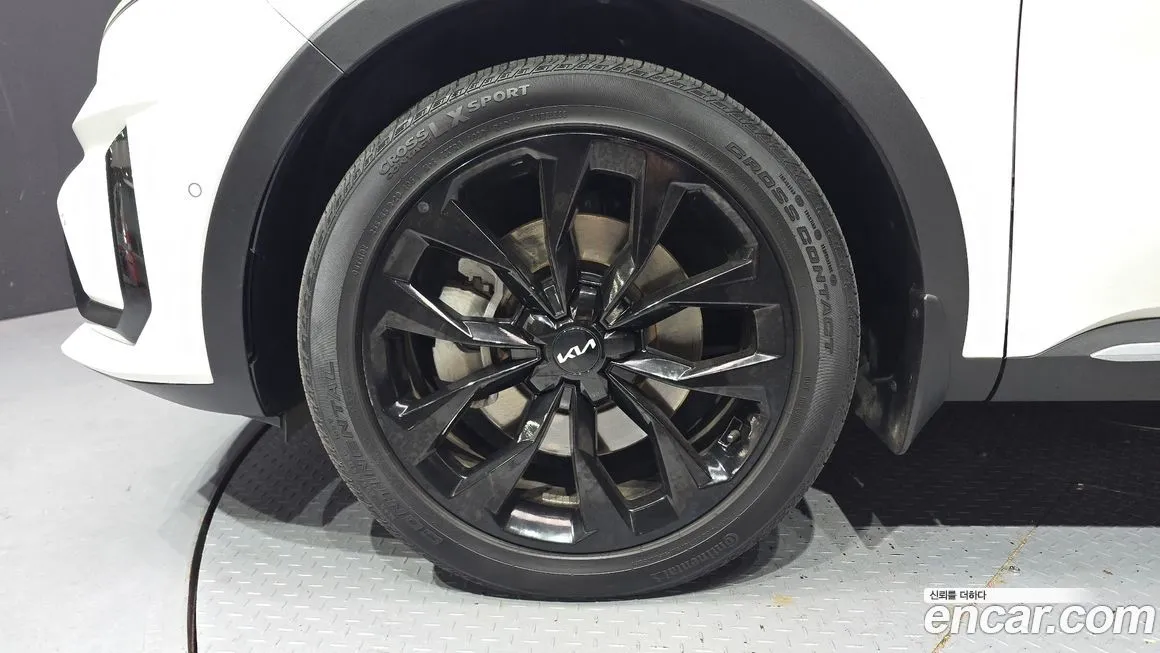 Kia Sorento — фото 9