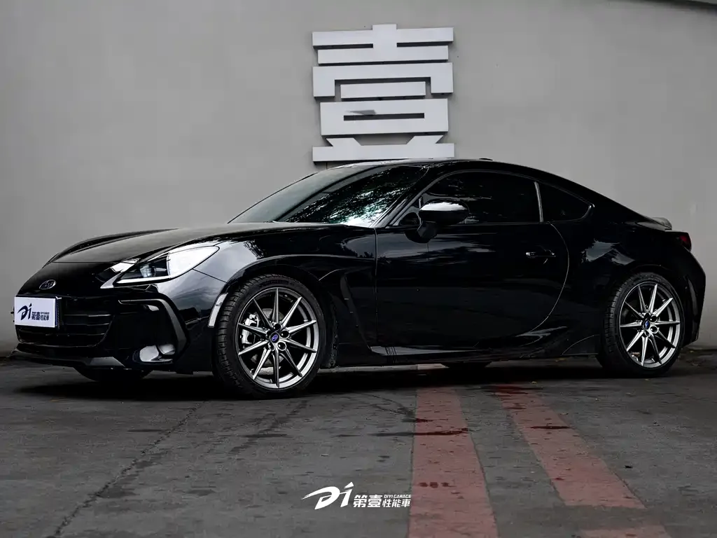 Subaru BRZ — фото 1
