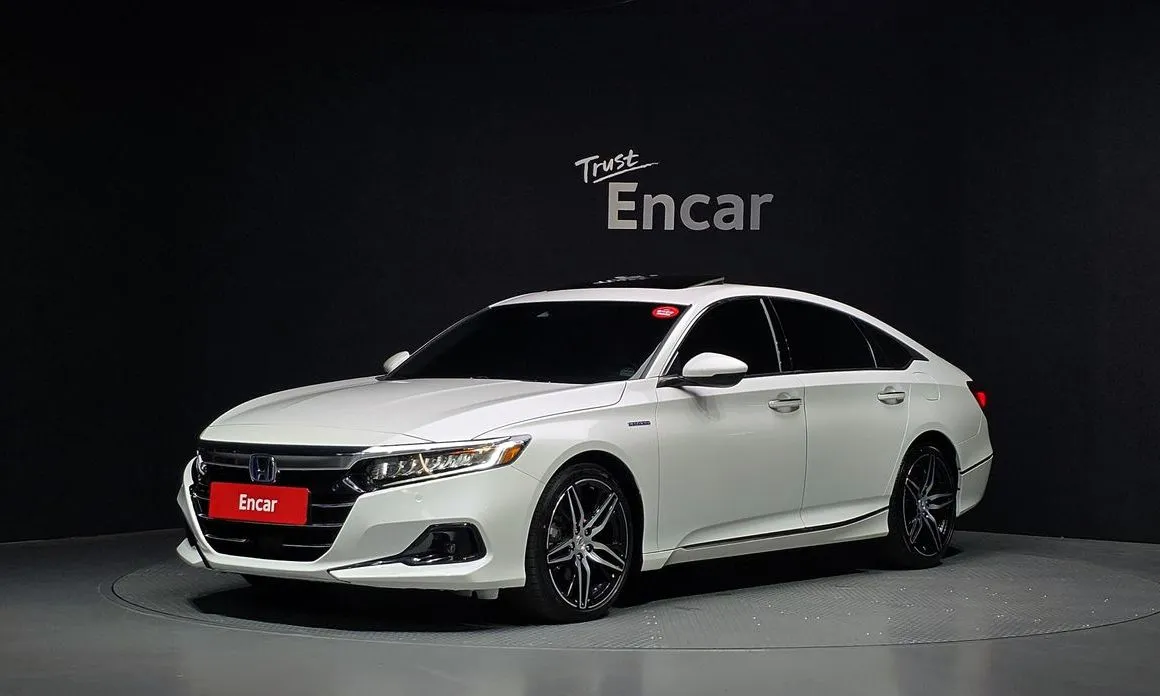 Honda Accord — фото 1