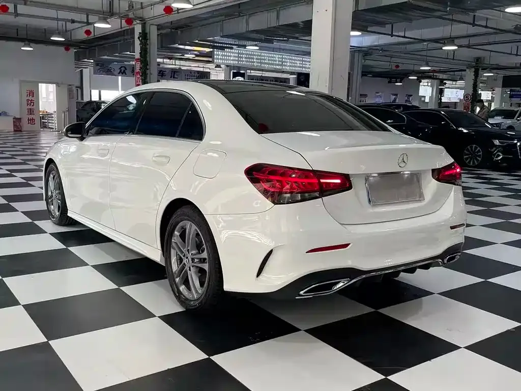Mercedes-Benz A-Class — фото 10
