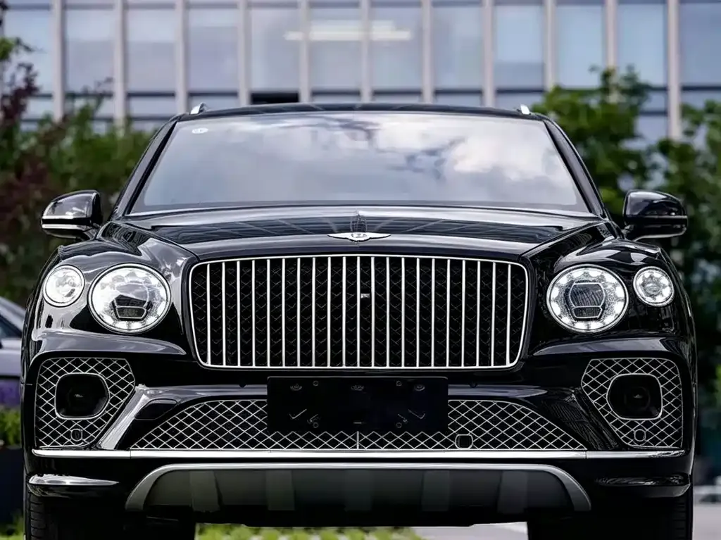 Bentley Bentayga — фото 10