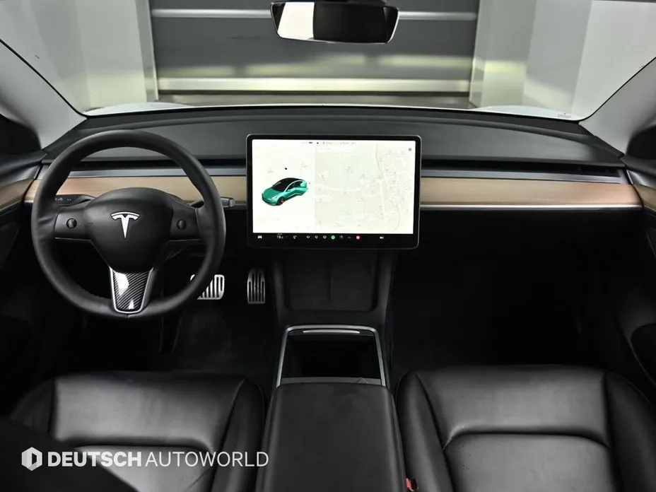 Tesla Model 3 — фото 4