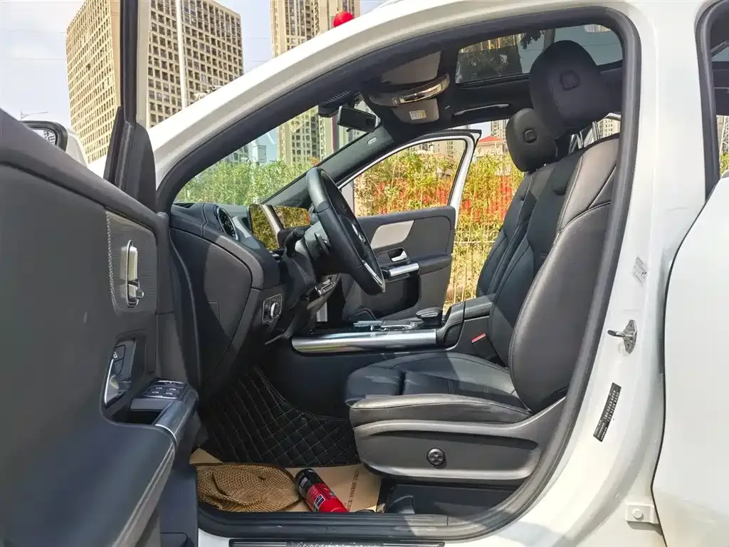 Mercedes-Benz GLA — фото 5