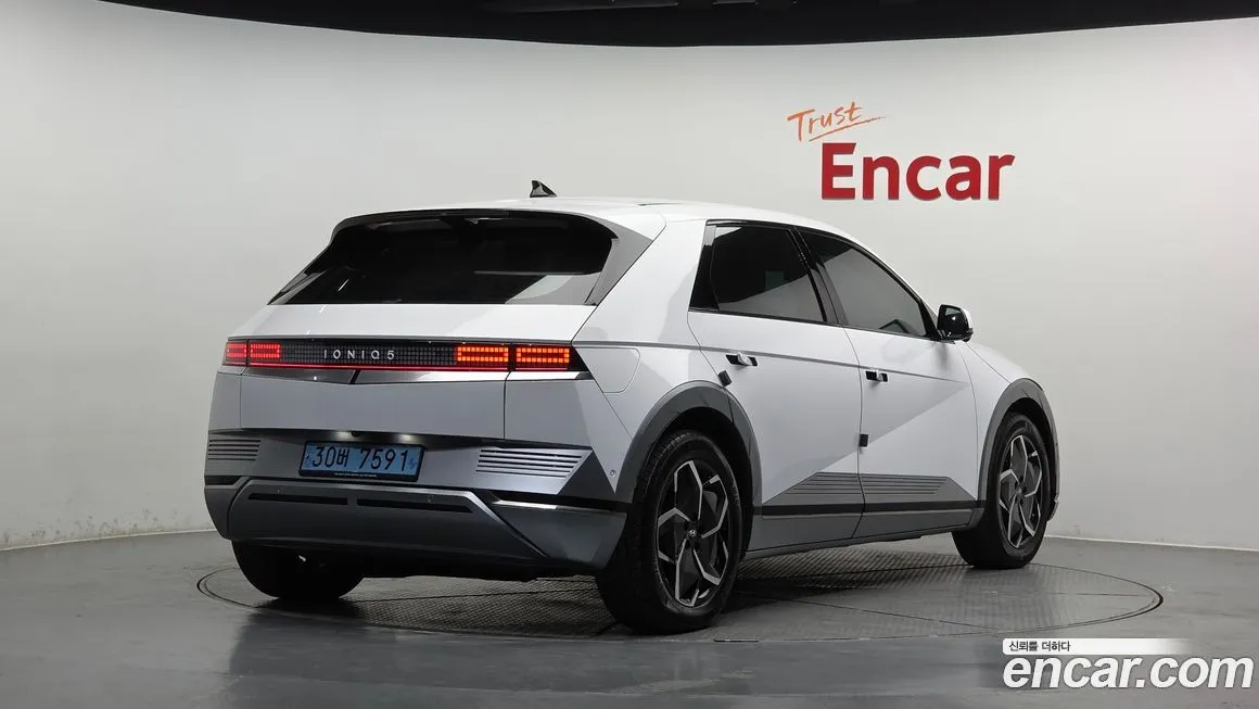 Hyundai Ioniq5 — фото 4