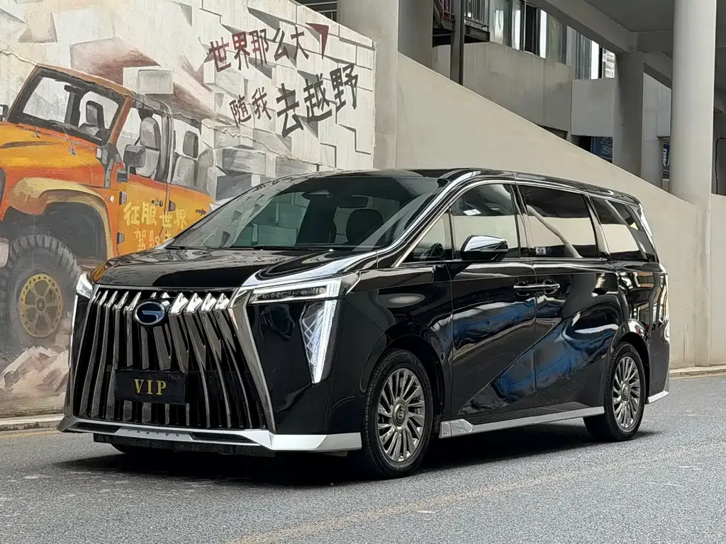 GAC Motor Trumpchi M8 — фото 1